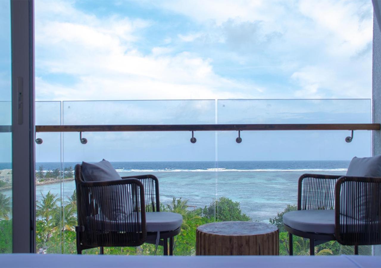 Stone Beach Club Dhiffushi Esterno foto