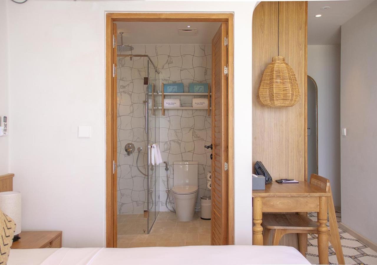 Stone Beach Club Dhiffushi Esterno foto